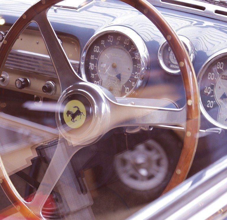 Verzögerungen bei der Oldtimerrestauration durch fehlende Ersatzteile